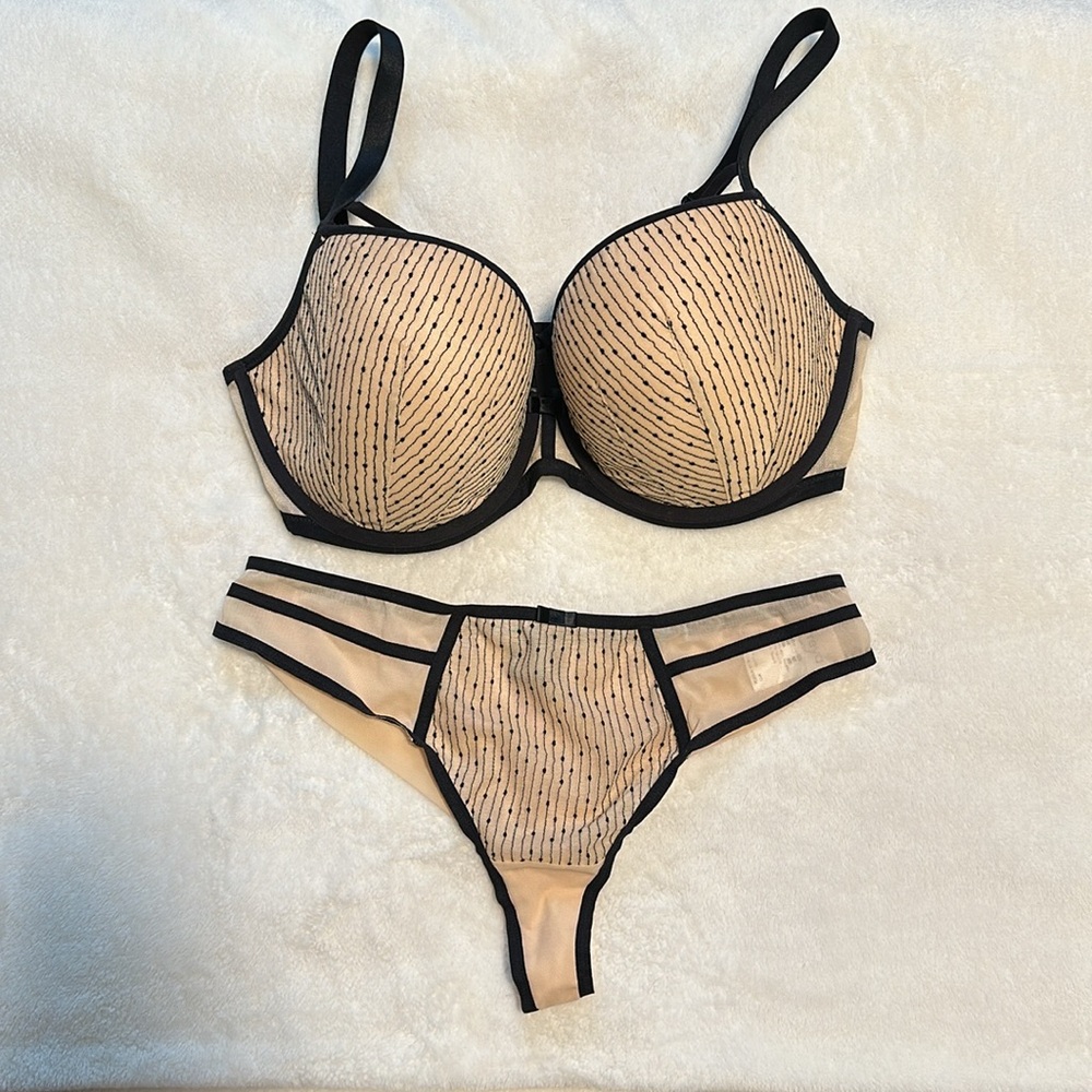 Elegant Freya ‘Taboo’ Balconette Underwire Black and Tan Lingerie Set